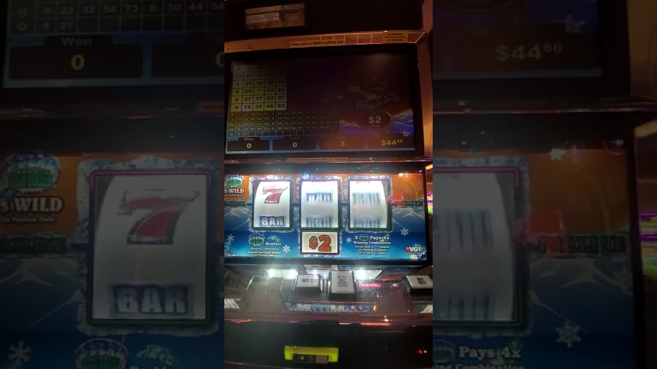 Got the red spin and a respin  playing  polar bear 🐻‍❄️