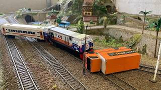 Merakit Mainan Kereta Api cc 203 dan kereta api cc 206, drama bertabrakan babaranjang di diorama