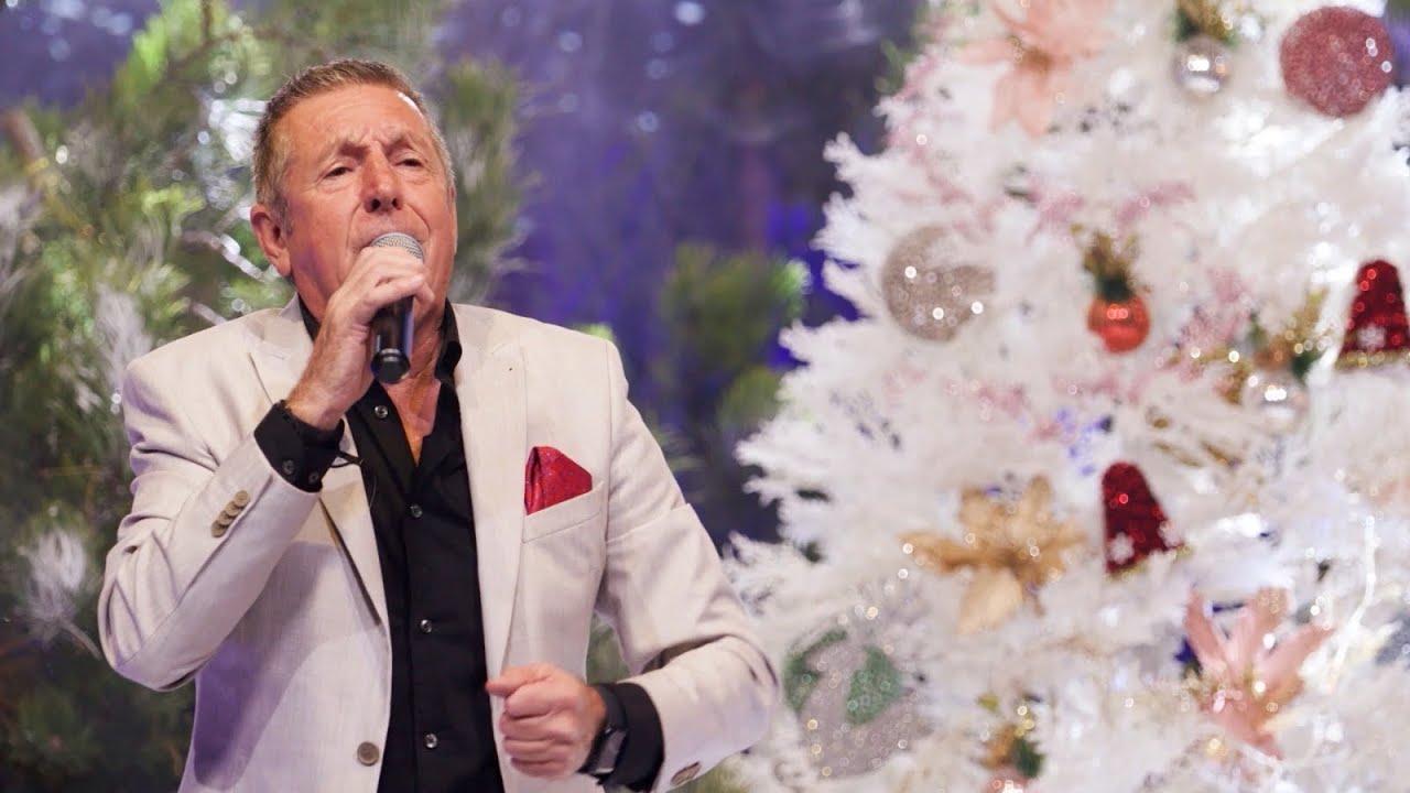 n’Kosove show : Xhavit  Sadiku & Xhevahiret - LIVE / Festive 2024 ( Emisioni i plote)