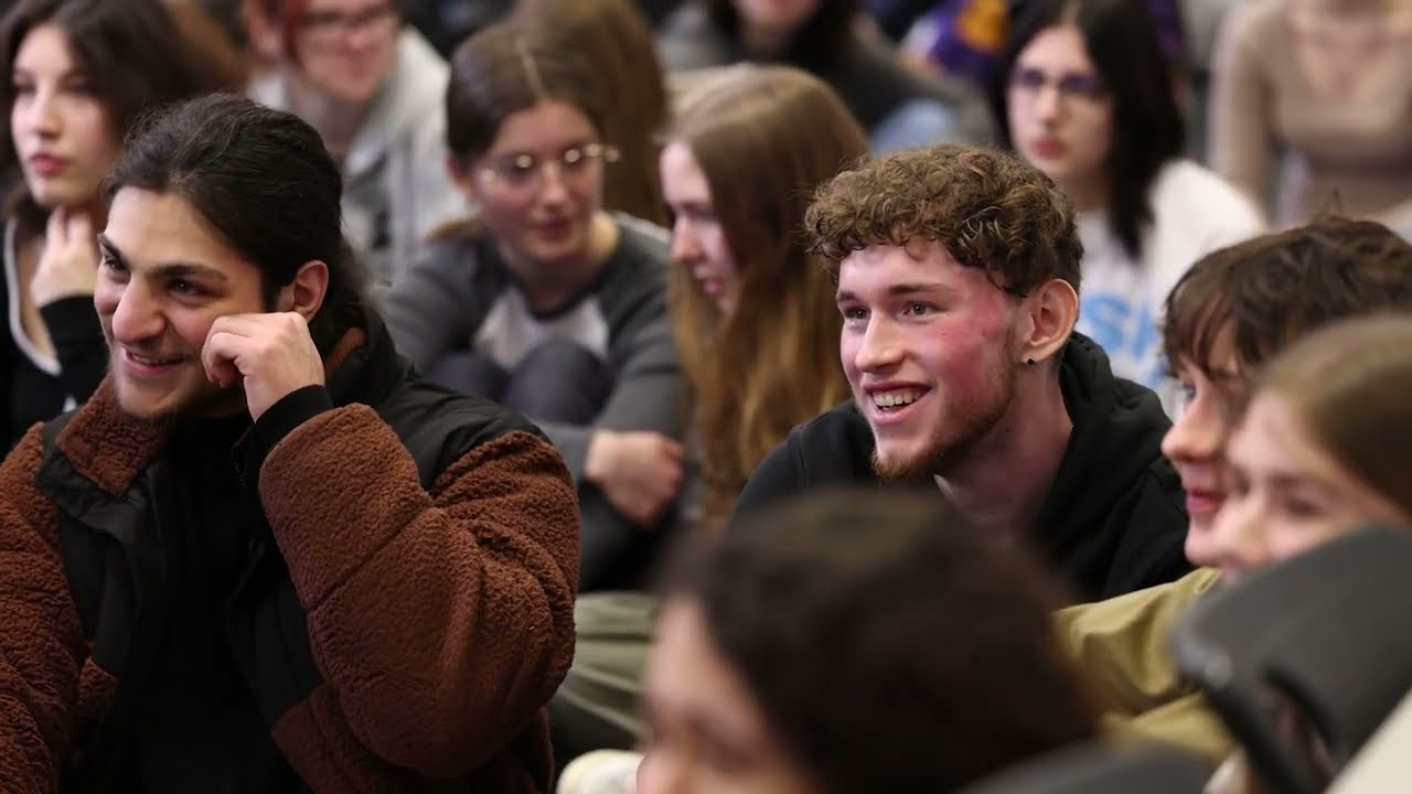 Adobe Illustrator Battle - Erratet so viele Begriffe, wie möglich!