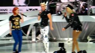 Video thumbnail of "No Doubt "Stand & Deliver" with Paramore & The Sounds Live Front Row Orange County Irvine 7/31/09"