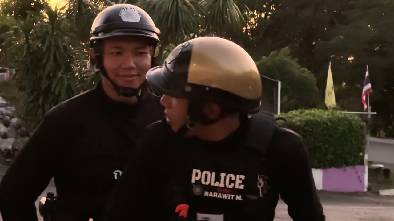 ทรชนคนปล้นเดือด(Savage heist) หมู่1 หมวด1 กองร้อยที่3 อาคาร2 ศูนย์ฝึกอบรบตำรวจภูธรภาค1