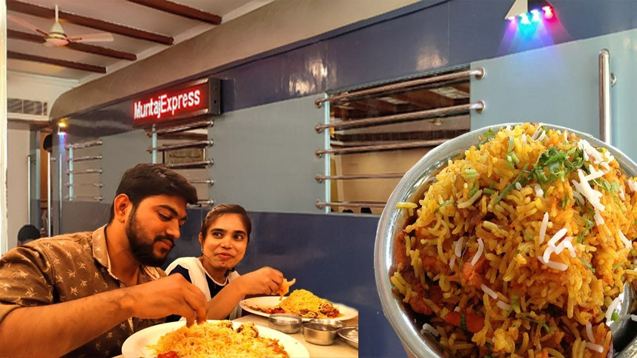 Vizag Train restaurant 🚂🚋🚃🚋🚃Muntaj HotelVizag YouTube