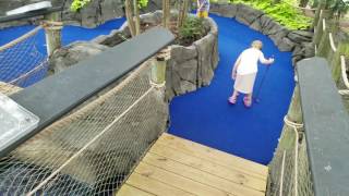 Adventure Cove mini golf(2)