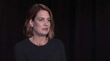 Gillian Flynn: Amy Adams makes long wait for 