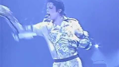 Michael Jackson - Stage Fails (Part 1)