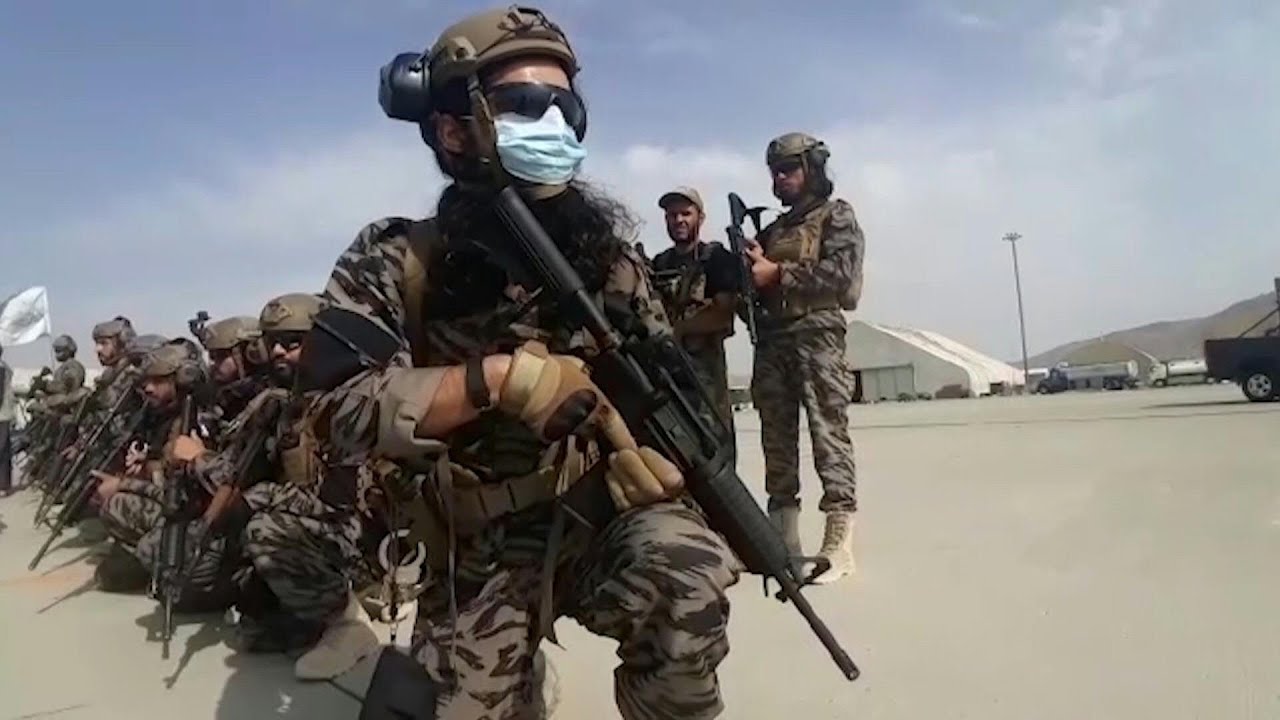 حركة طالبان تحتفل بانتصارها على الولايات المتحدة في أفغانستان | AFP