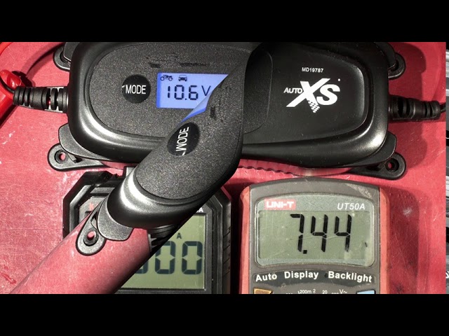 AutoXS MD19787 5 Amp Charger MD18559 Comparison and Review 