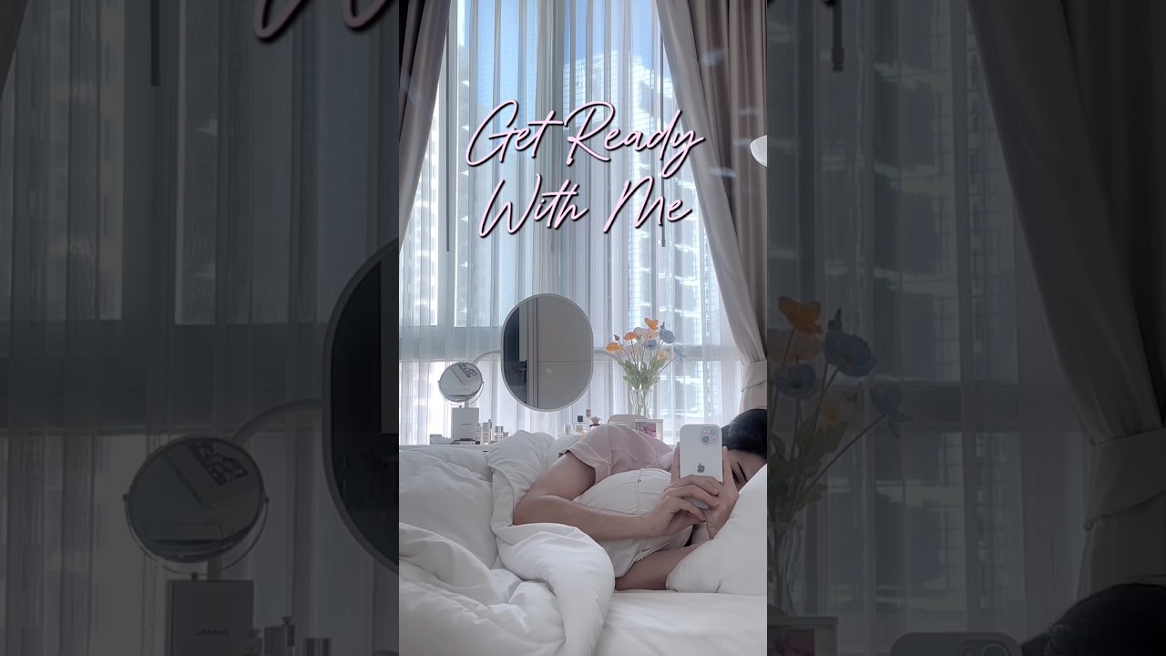 your 20s need to be romcom coded 🤍 #grwm  #morningroutine #femboy  #mlm  #douyinboy