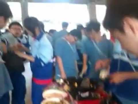 桃園振聲國中部100年隔宿露營(一愛野炊表現4)