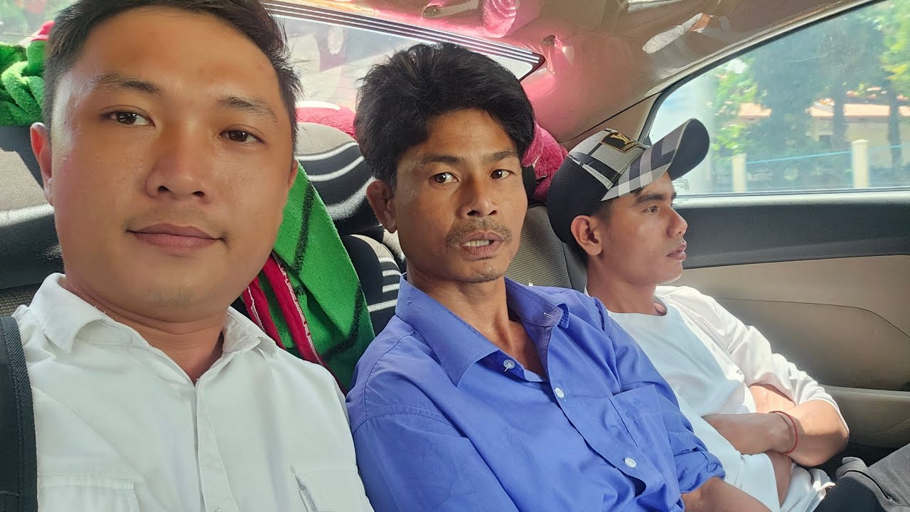 Anh Trung Cùng Anh Em YT lên làng Chăm để phát Gạo cho bà con nghèo #anhtrungchuongvit