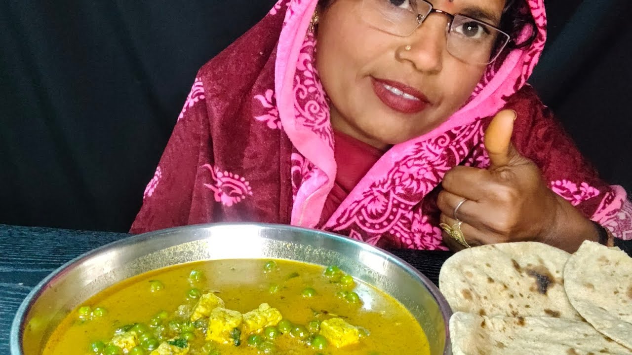 Matar 🫛 paneer ki sabji 😋 and roti 🤤 please support me 🙏🥰