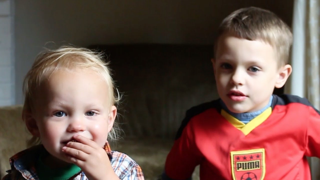 5 & 2 year old do Q&A about dad