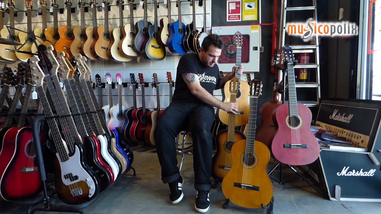 Guitarras clásicas Valencia - YouTube
