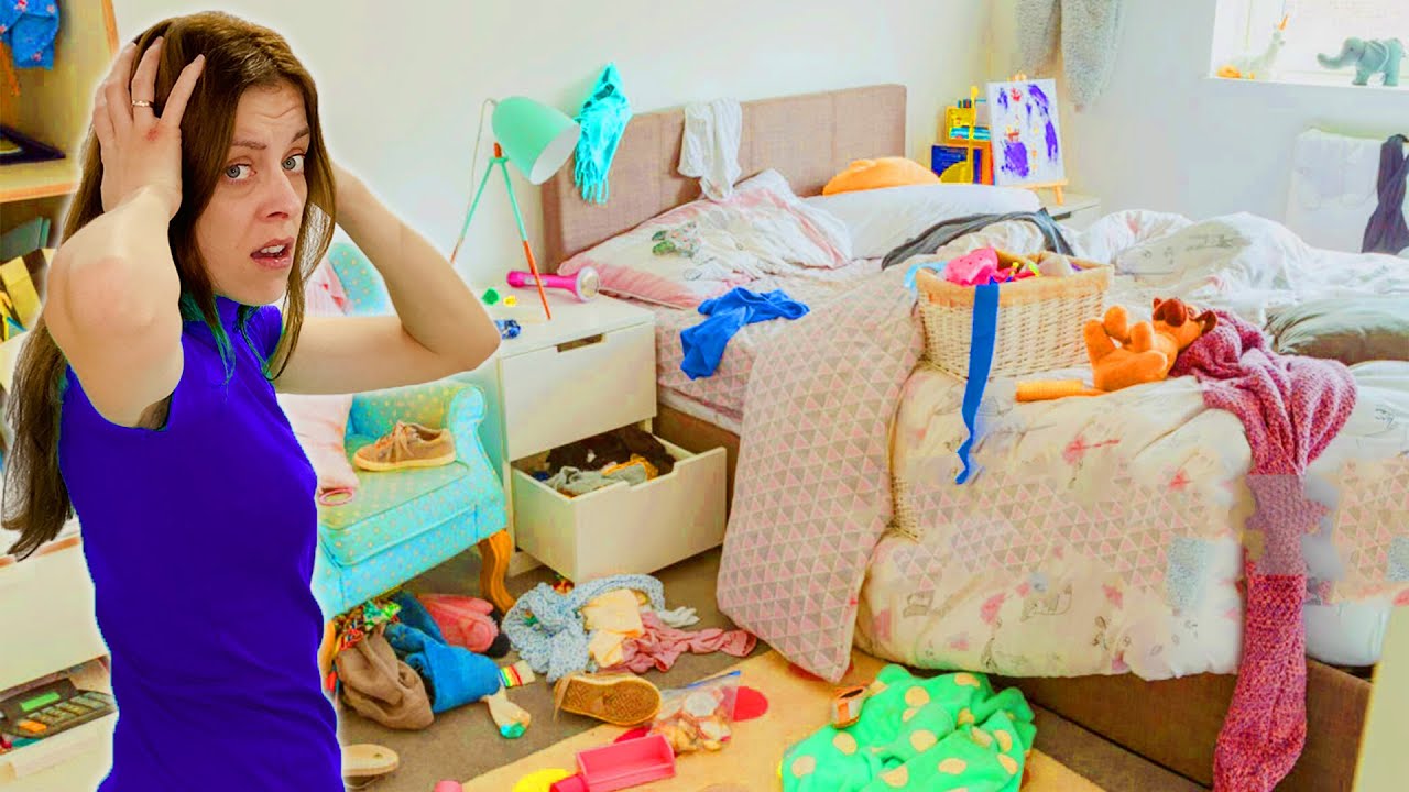 CURĂȚENIE în dulap | Ce se afla in GARDEROBA MEA