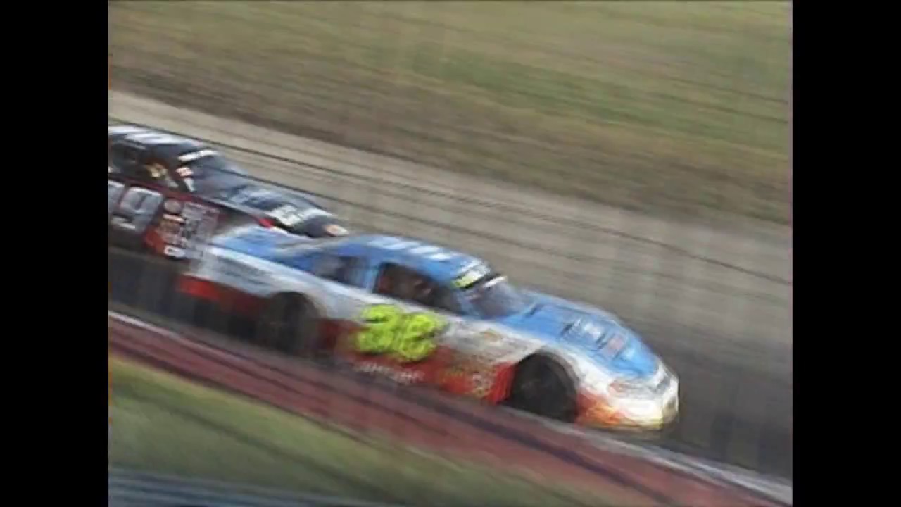 Kyle Shear's Rockford Speedway Heat Race Win - YouTube