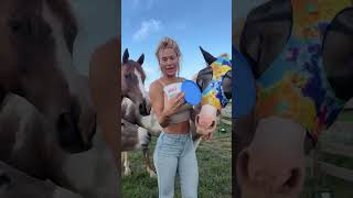 Kindly Myers is live