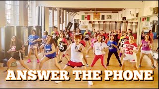 ANSWER THE PHONE - Zumba / Dance Fitness Workout / TikTok Trend