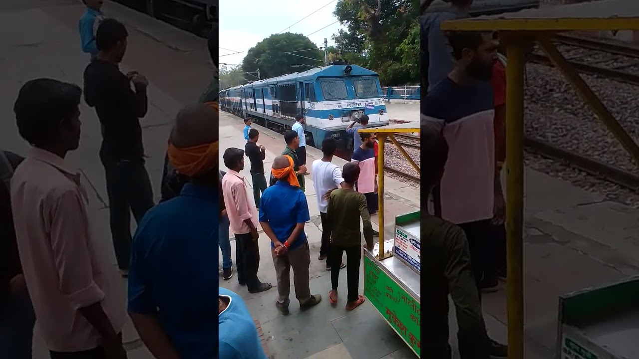 station chandausi main hua accident