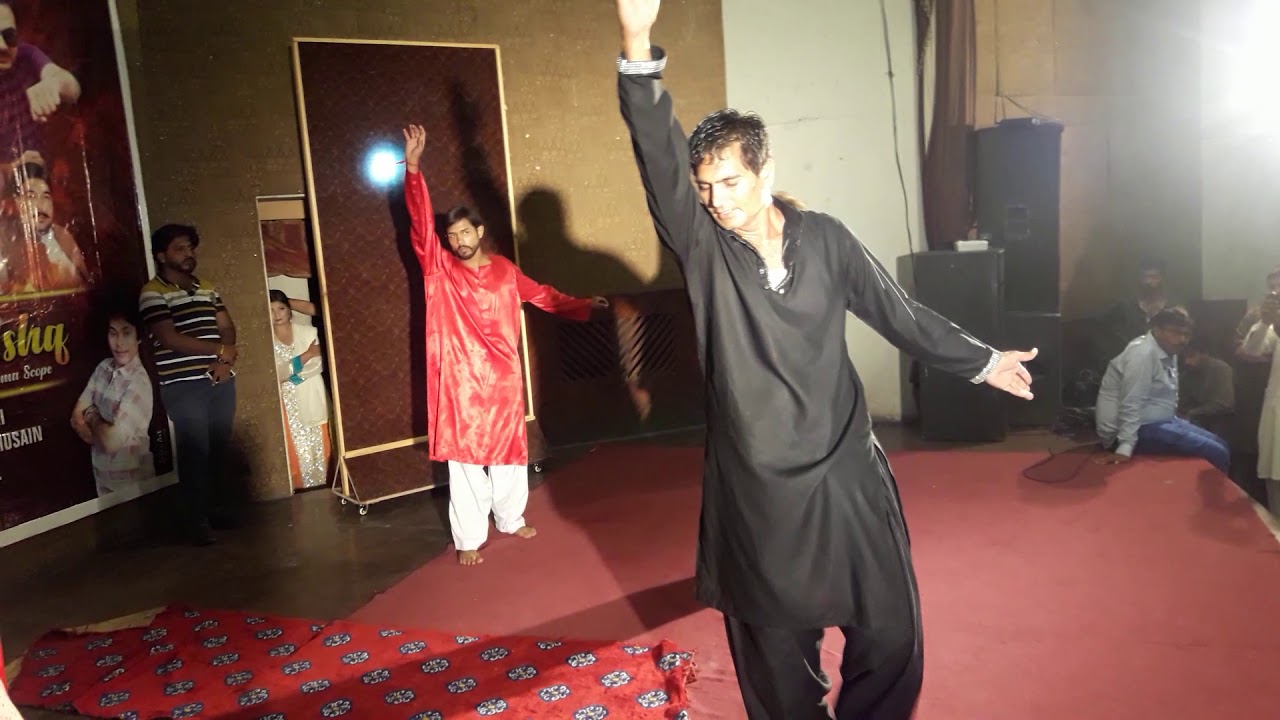 Choreographer aslam Rana and actors Neelam perform in faishom show ...