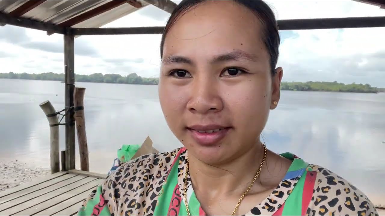 Mengumpul Terkuyung Apong Bersama Mak Di Pantai Pasir Berdekatan Wap Rumah Imba