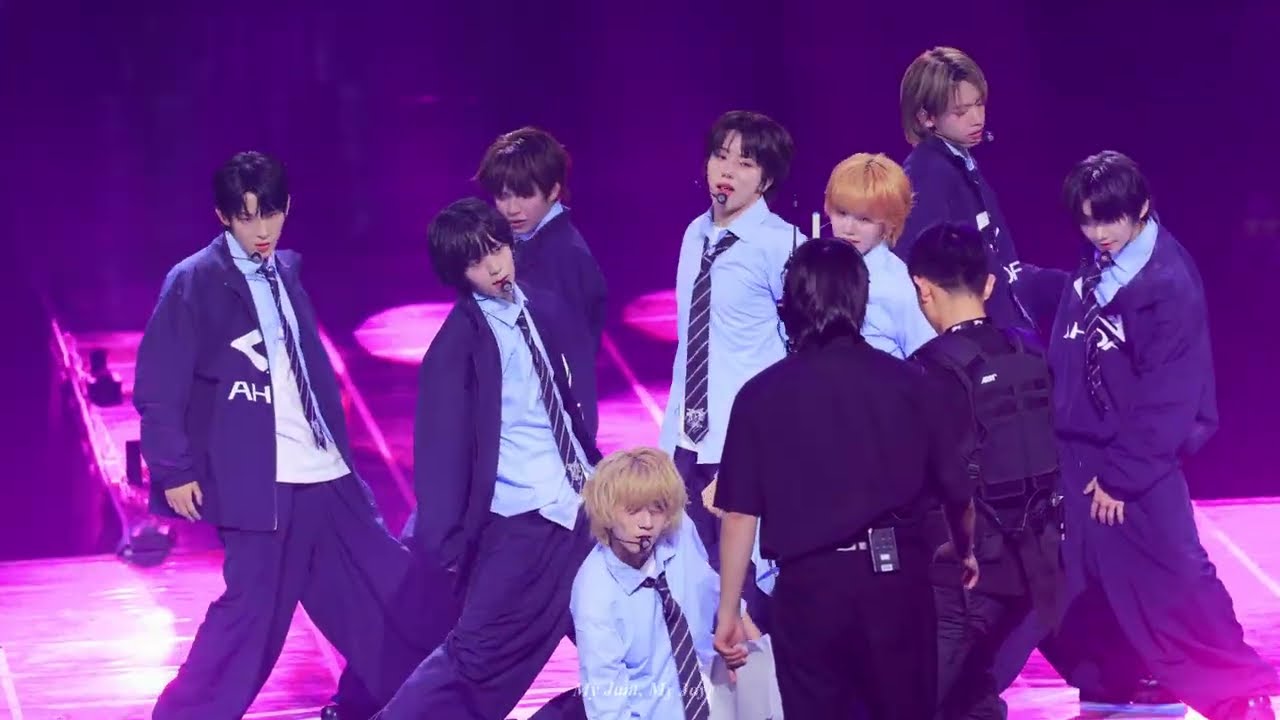 250619 AHOF(아홉) - Mama Mia(Who We Are) (JL Focus) @ MyK FESTA