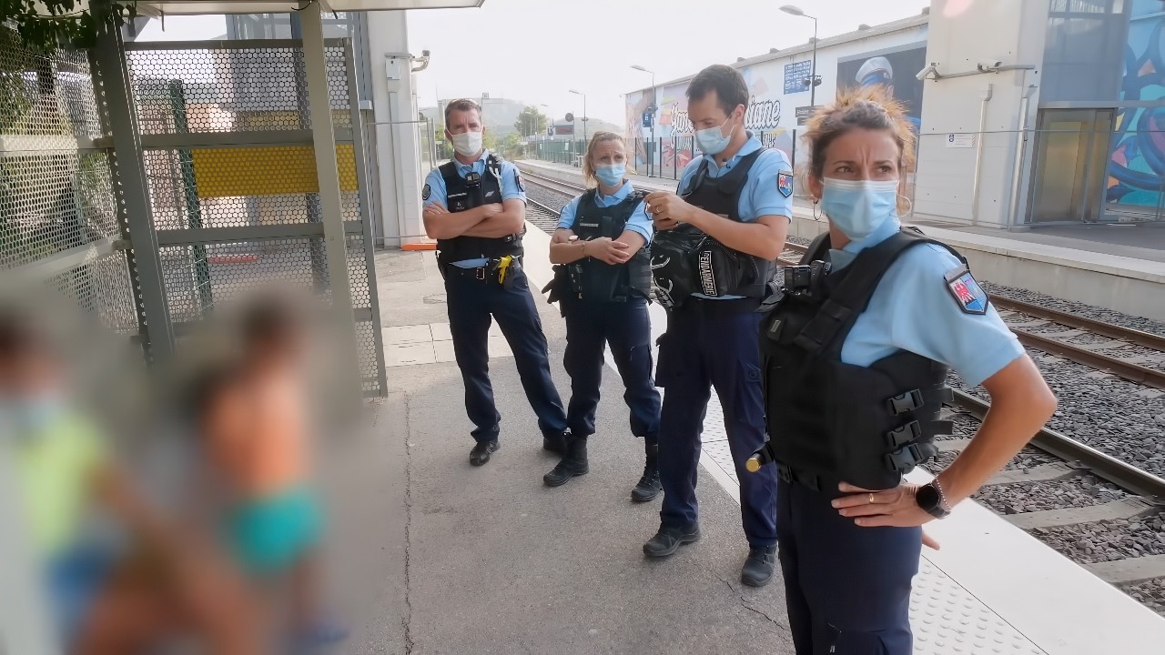 Policiers et Gendarmes Contre la Délinquance des Jeunes dans les Bouches-du-Rhône
