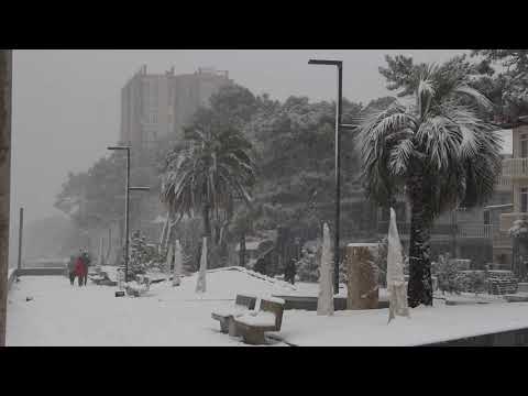 09 02 2020 ПРОГУЛКА по ЗАСНЕЖЕННОМУ Кобулети ქობულეთი Аджария Грузия