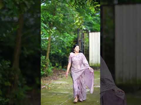 বান্দরের মত গাছে কেন আমি😁😁