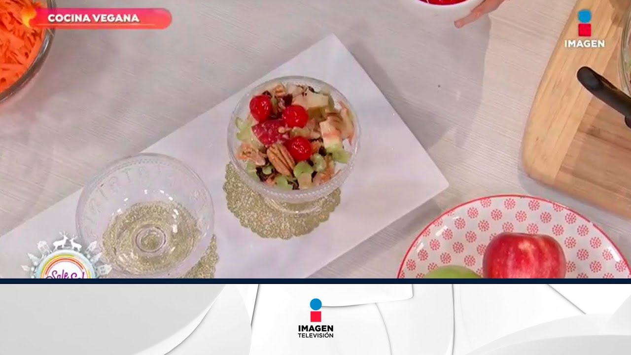 Cocina vegana: ¡Ensalada de manzana para la época navideña! | Sale el Sol