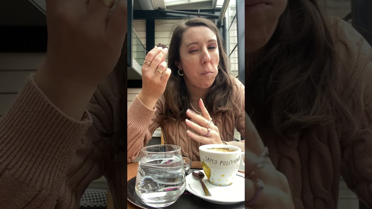 Narodna galerija & decembra je že konc?! #vlogmas #december #tvojafoodieocenjevalka #tanyasmiles