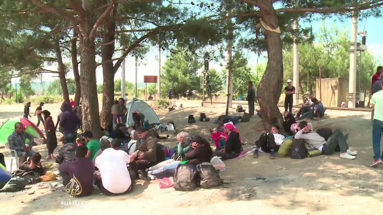 تمنع مقدونيا المهاجرين من الدخول