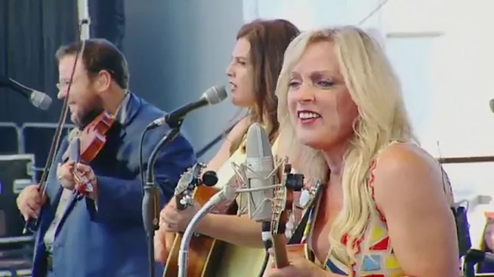 Rhonda Vincent & The Rage at ROMP Festival 2019 Fu...