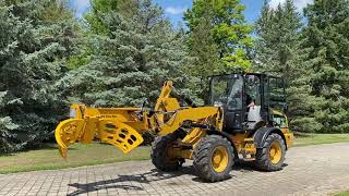 Tree Rex loading With Cat 908M by DutchmanIndustries 6,018 views 3 years ago 1 minute, 22 seconds