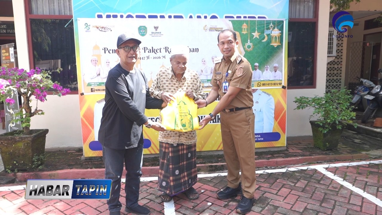 WARGA PIANI TERIMA 75 PAKET RAMADAN BAZNAS