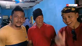 Download Lagu behind the scene \ MP3