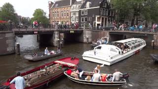 Amsterdam Canals:   Stuurmanskunst op de gracht(2)