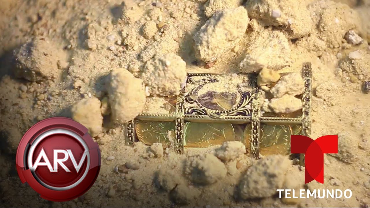 Encuentran un tesoro en una casa antigua y aparecen supuestos herederos |  Al Rojo Vivo | Telemundo - YouTube