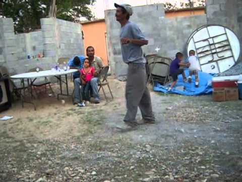 DRUNK MEXICAN DANCING
