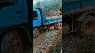 බර උස්සන යක්කු👷♂️🚚 #construction #sl
