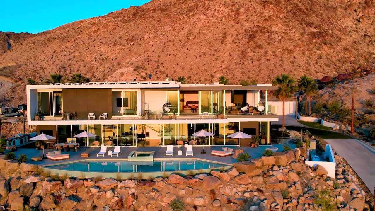 The Dream House, Luxury Vacation Rental- Managed by TRAVLR Vacation Homes