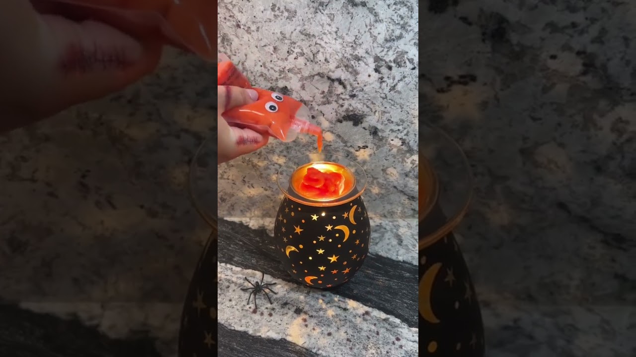 Squeeze wax melts 🎃 link in comments. 