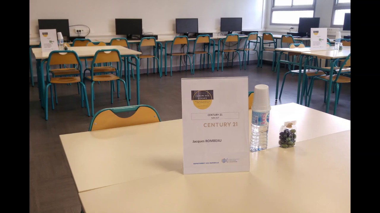 Stages, tout le monde cherche  - France Bienvenue