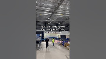 Quạt trần công nghiệp cỡ lớn, đường kính 7m, 6 cánh, sử dụng trong kho bãi, nhà kho.