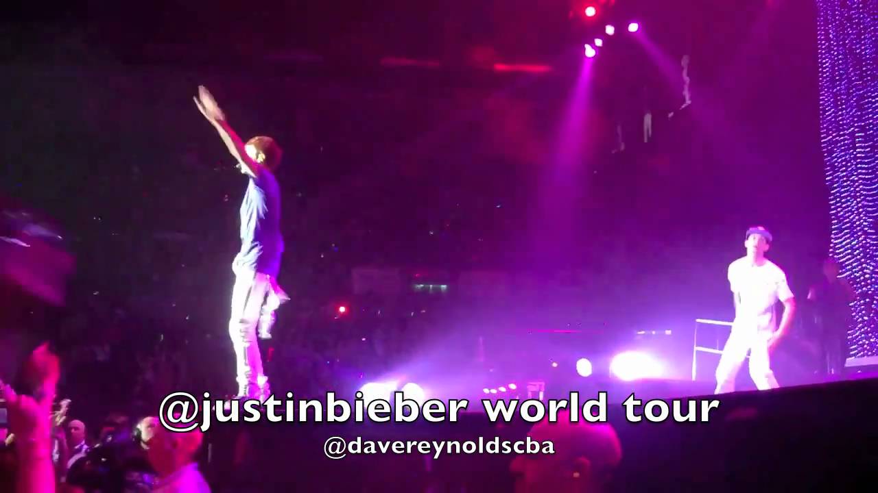 Justin Bieber World Tour.  The First OLLG Birmingham, UK 03 04 2011