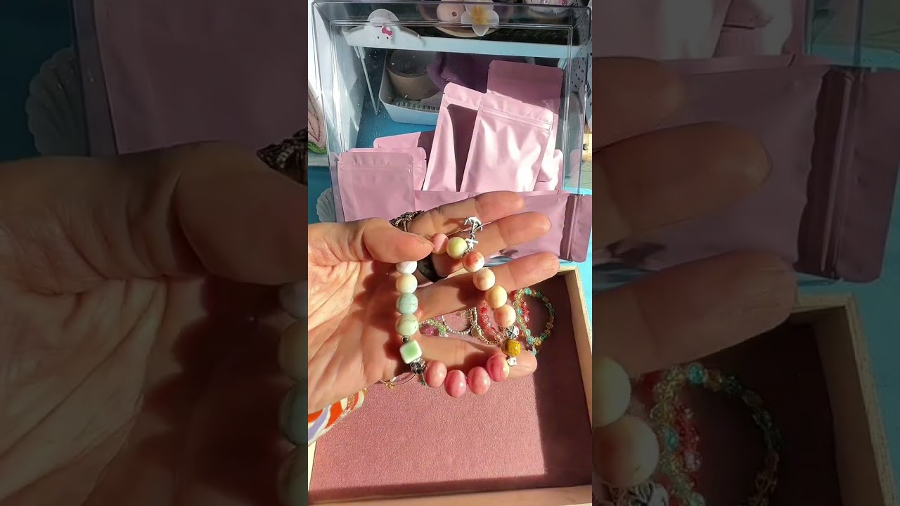Unpacking 20 Bracelet Treasure Bags for Amy 1006 