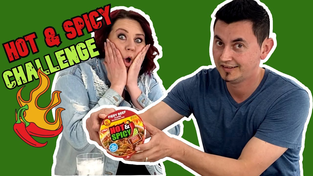 EXTREMELY HOT AND SPICY NOODLES with EXTRA SRIRACHA SAUCE CHALLENGE