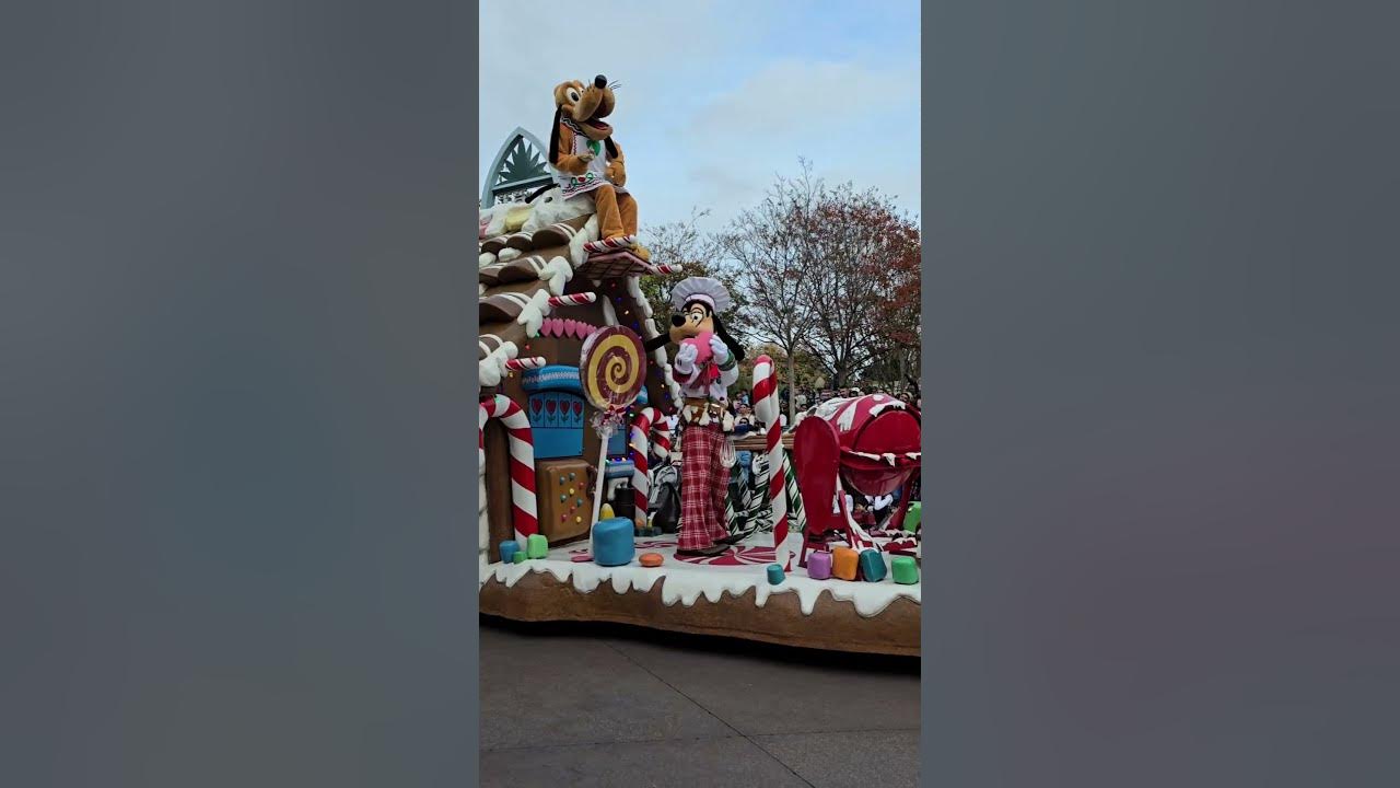 Disneyland Christmas Parade 2024 YouTube