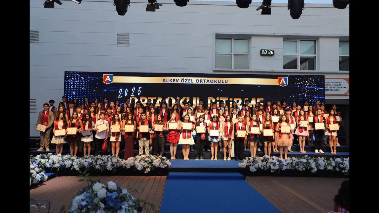 Ortaokul Bitirme Töreni 2025