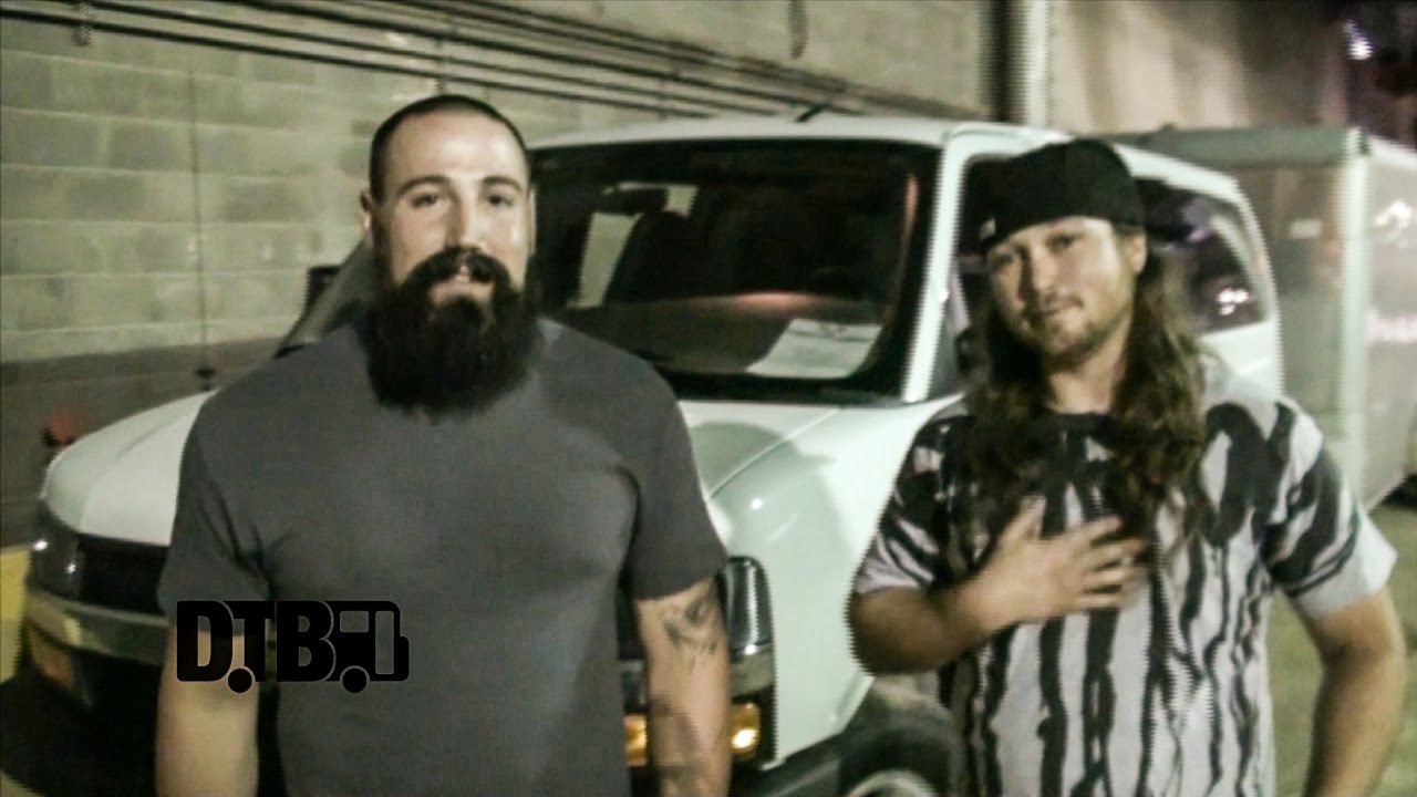 Guarda The Devastated - BUS INVADERS (The Lost Episodes) Ep. 45 su YouTube Guarda The Devastated - BUS INVADERS (The Lost Episodes) Ep. 45 su YouTube